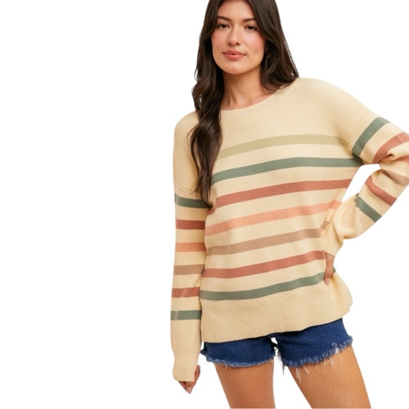 Hem & Thread CREW NECK STRIPE SPLIT HEM SWEATER - Picture 6 of 7